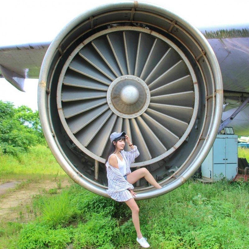 甜美辣妹林巧子 前空姐晒旅游比基尼辣照